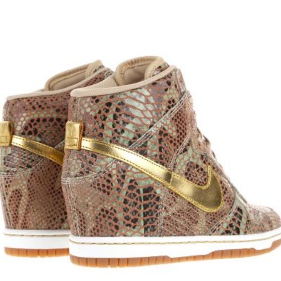 Nike Dunk Sky Hi Year of the Snake QS Deadstock - Picture 2 of 8
